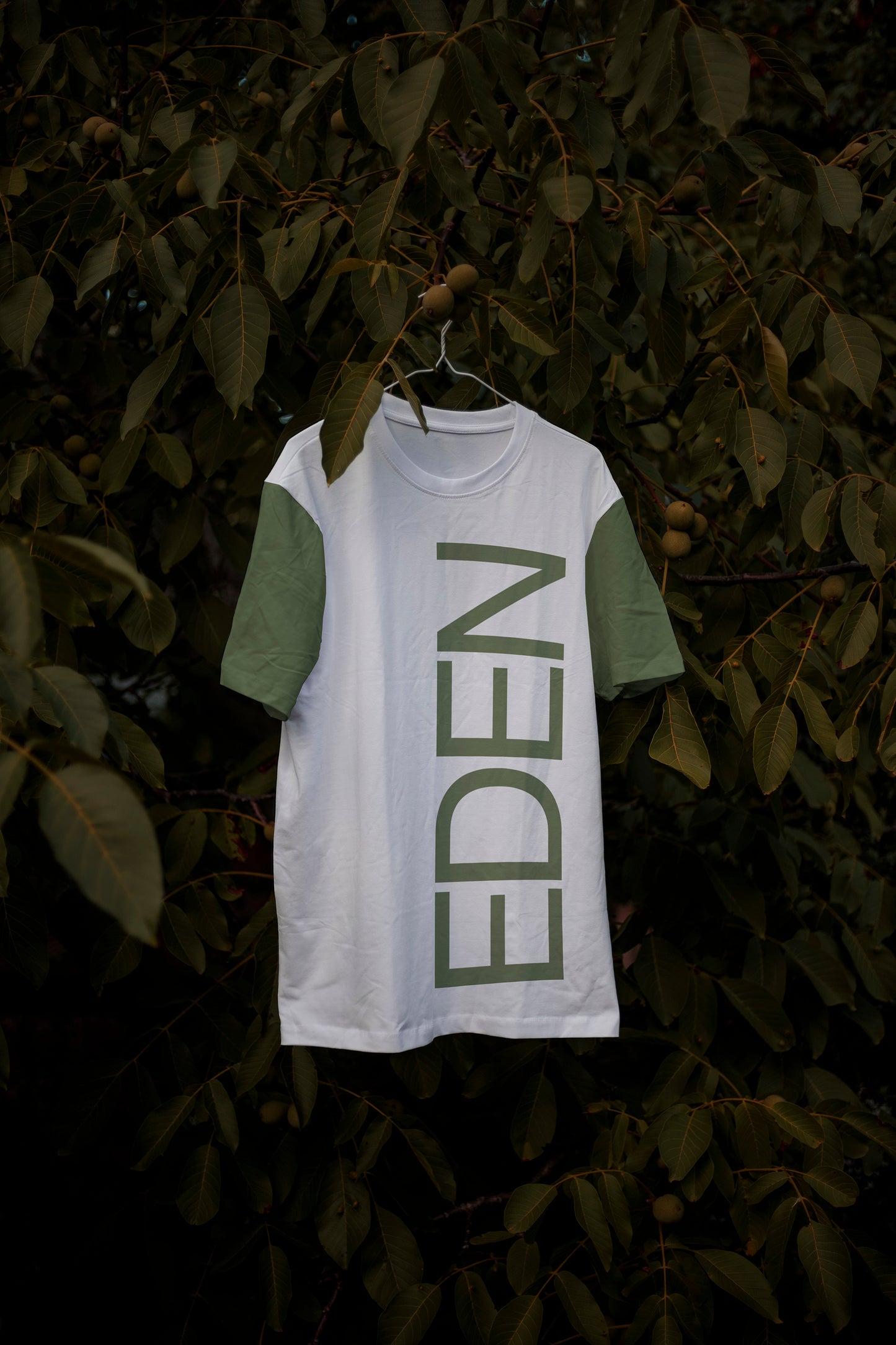 FORMAT EDEN T-SHIRT