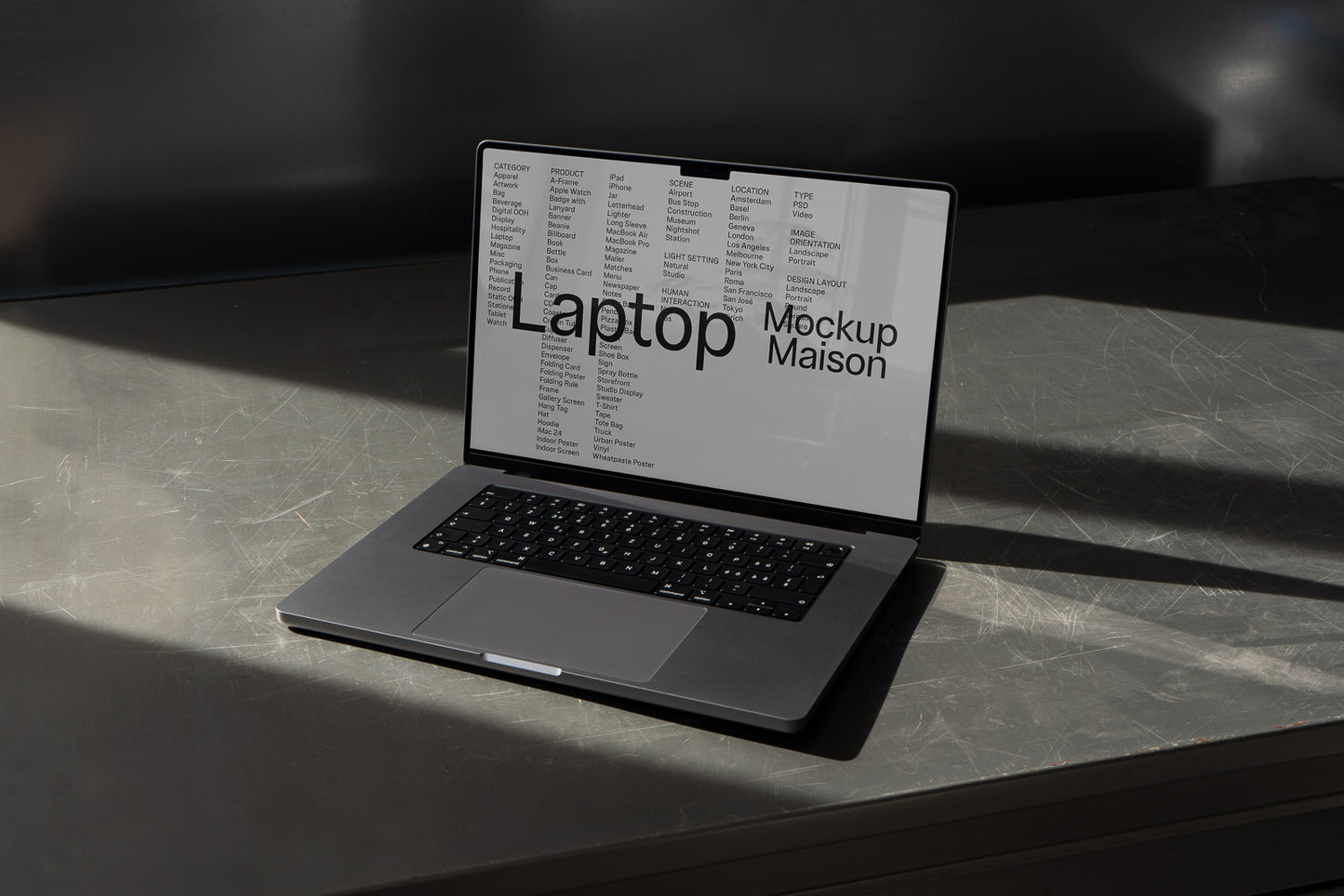 MacBook Pro 16" Mockup LT-G-01