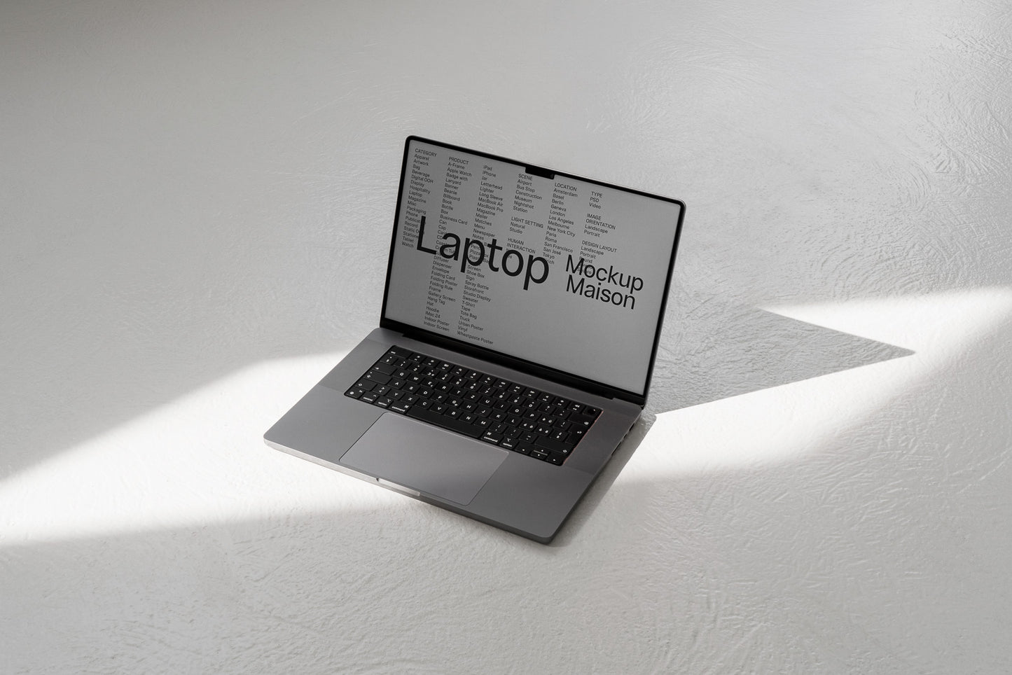 MacBook Pro 16" Mockup LT-G-06