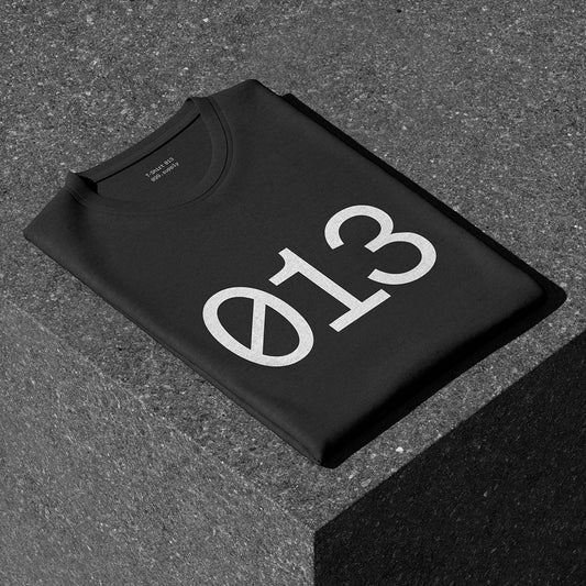 099 - T-Shirt Mockup